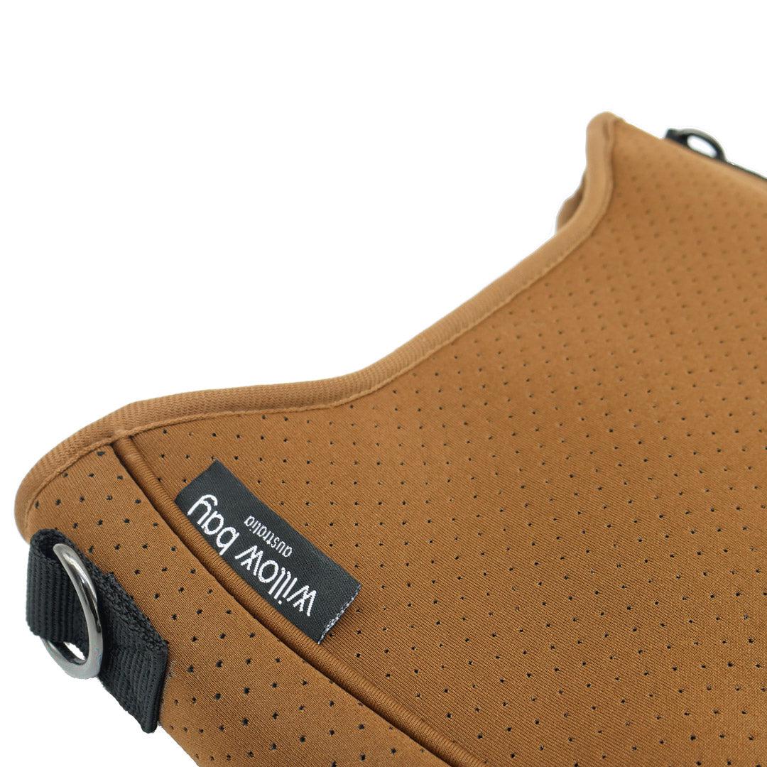 willow-bay-australia-neoprenebaguettebag-rustbrown