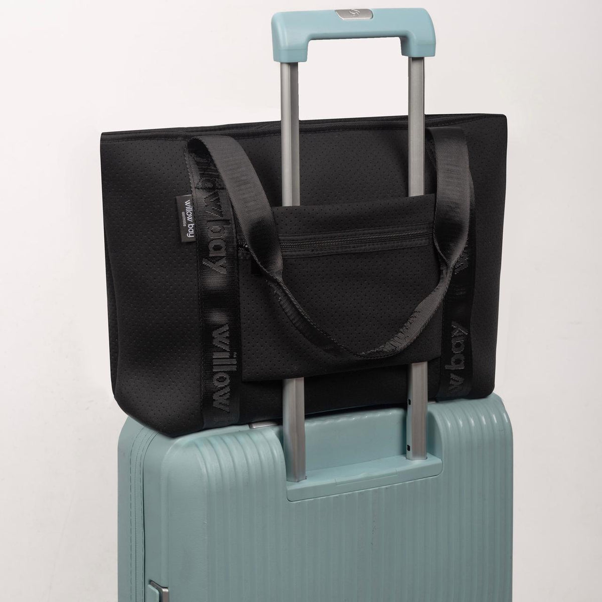 BOUTIQUE TRAVEL Neoprene Tote Bag With Zip (with luggage/trolley sleeve) - BLACK (With Black Handle)