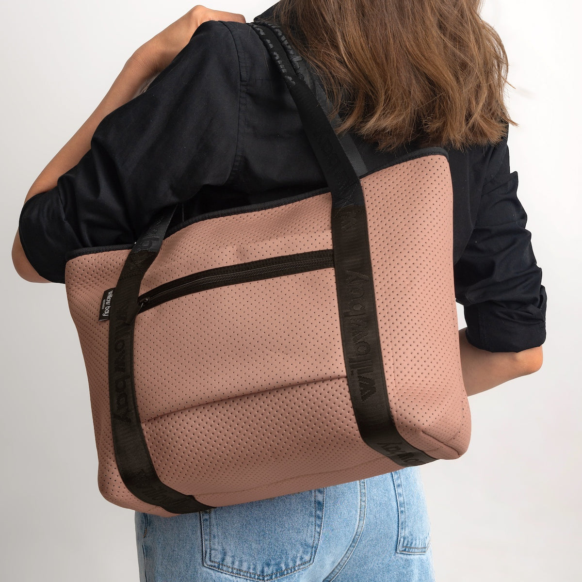 BOUTIQUE TRAVEL Neoprene Tote Bag With Zip (with luggage/trolley sleeve) - TERRACOTTA