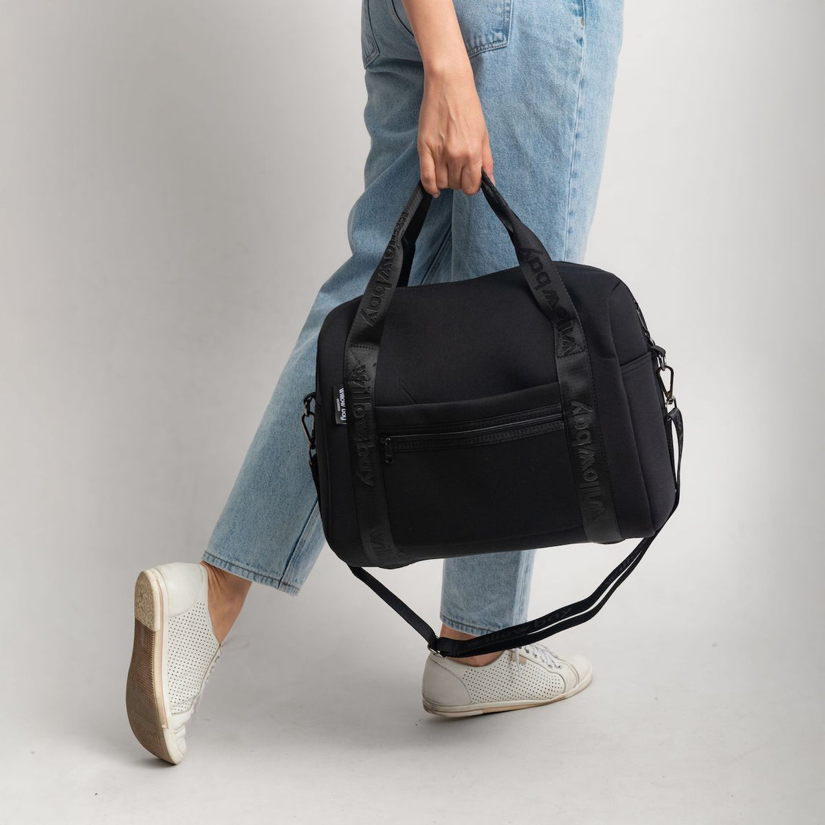 VOGUE TRAVEL DUFFEL Bag (with luggage/trolley sleeve) - Black