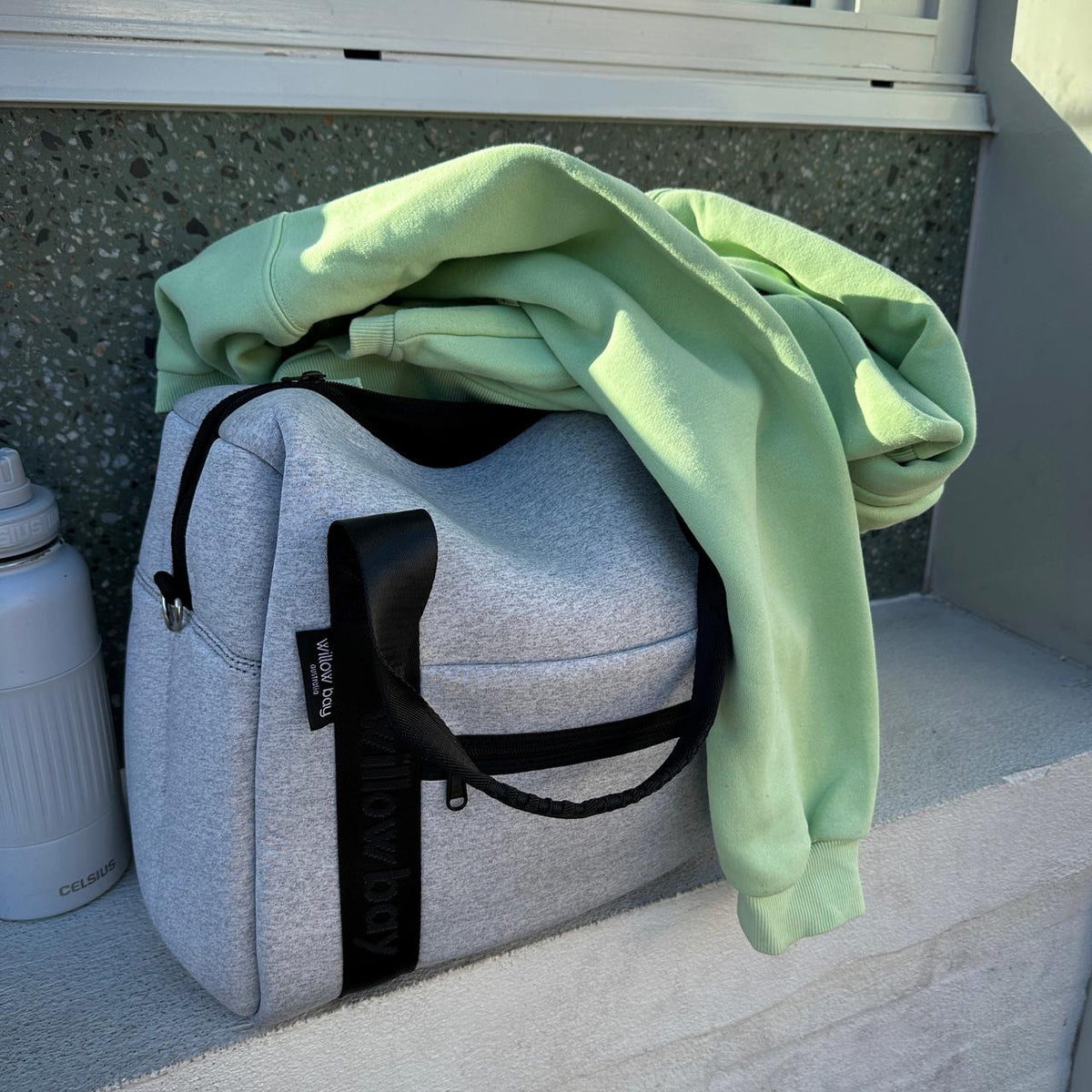 VOGUE TRAVEL DUFFEL Bag (with luggage/trolley sleeve) - Light Marle (Black Handle)