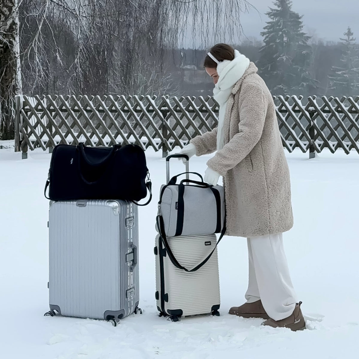 VOGUE TRAVEL DUFFEL Bag (with luggage/trolley sleeve) - Light Marle (Black Handle)