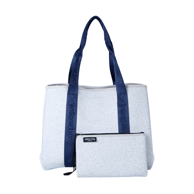https://s1.pixriot.com/4622616da0/Shopify/Willow Bay Daydreamer Branded Neoprene Tote Bag Light Marle Navy 360/Willow Bay Daydreamer Branded Neoprene Tote Bag Light Marle Navy 360.xml?t=1664620973